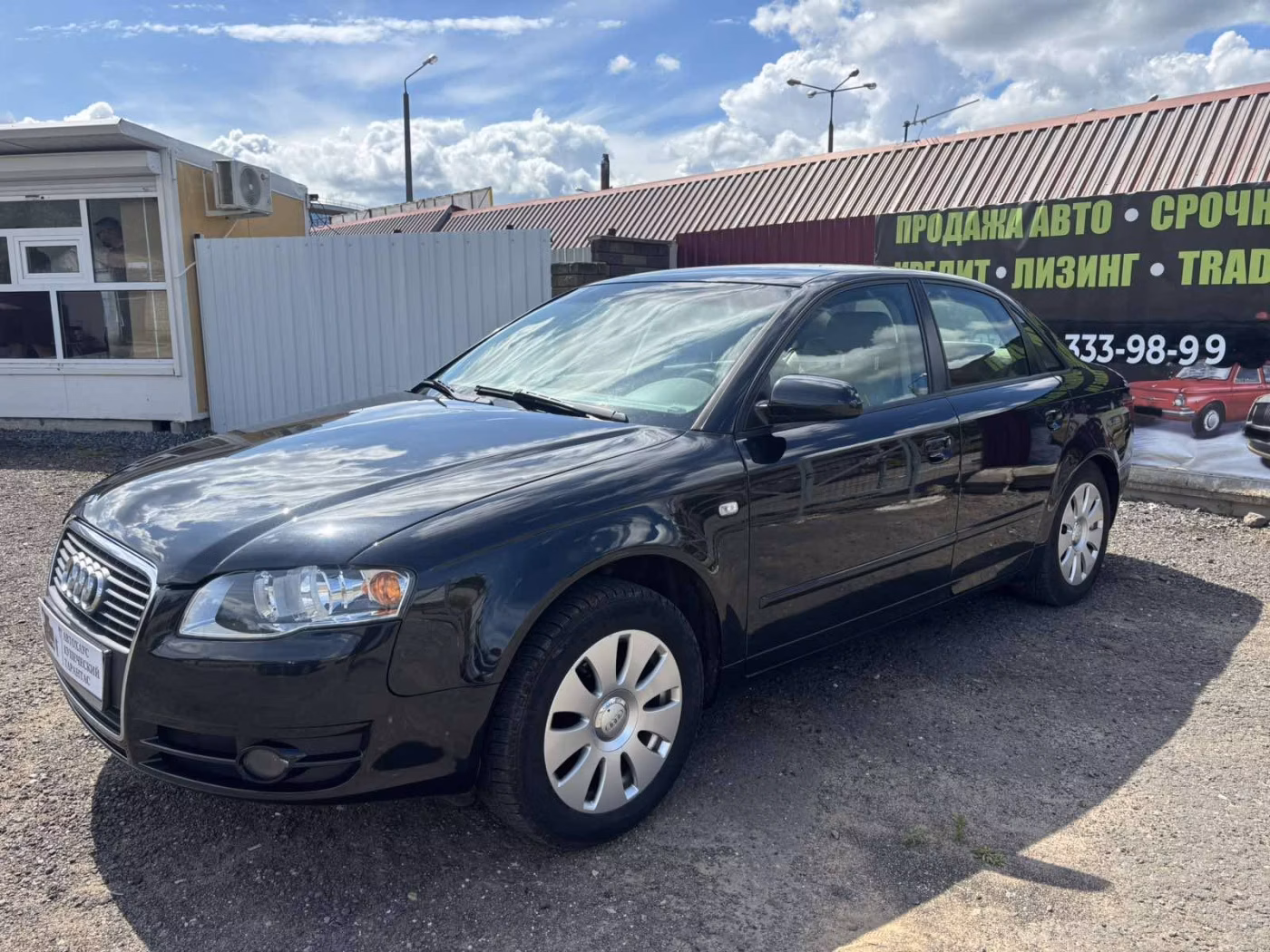Audi A4 фото 5