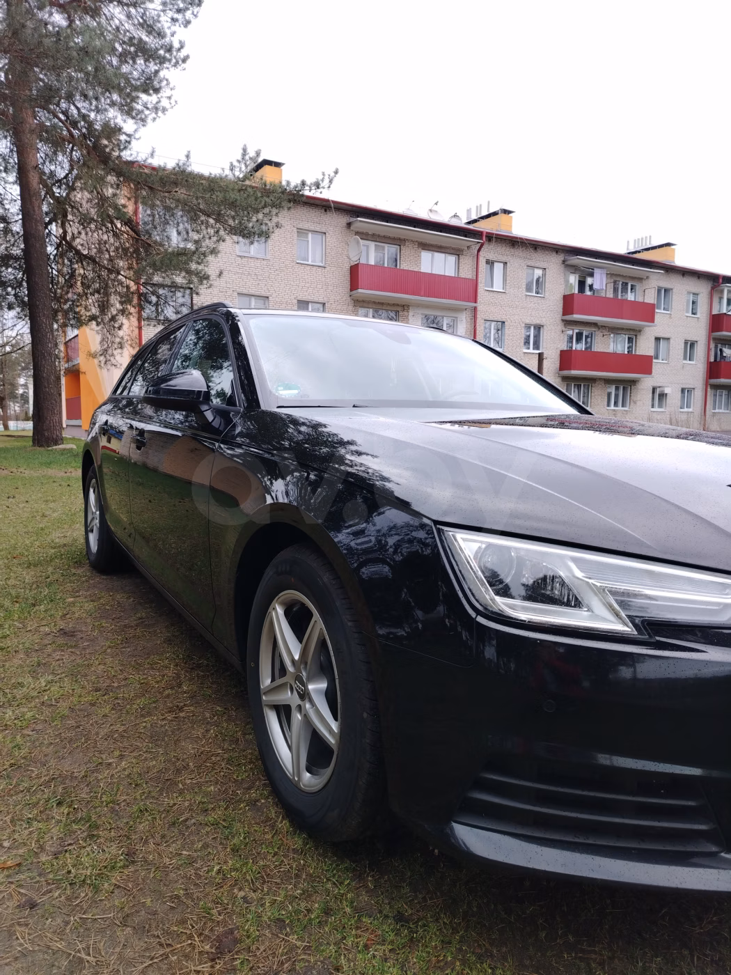 Audi A4 фото 3