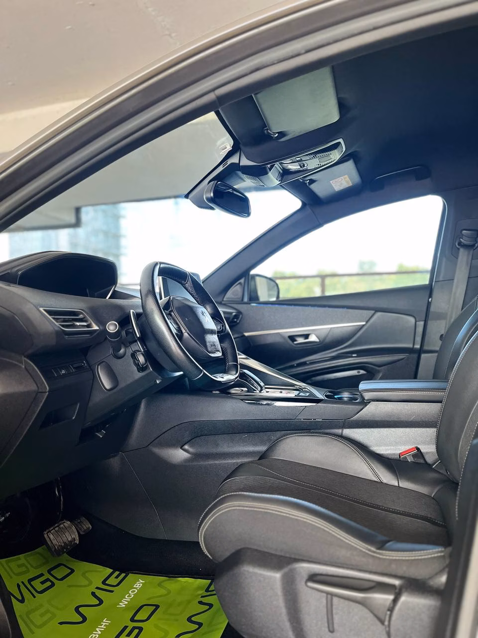 Peugeot 5008 фото 11