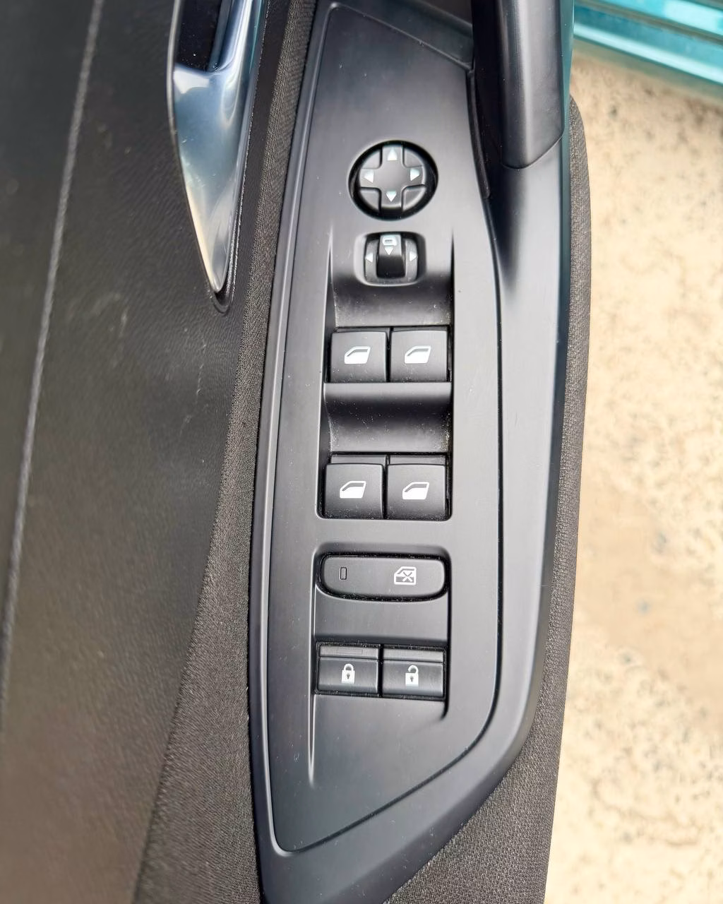 Peugeot 308 фото 17