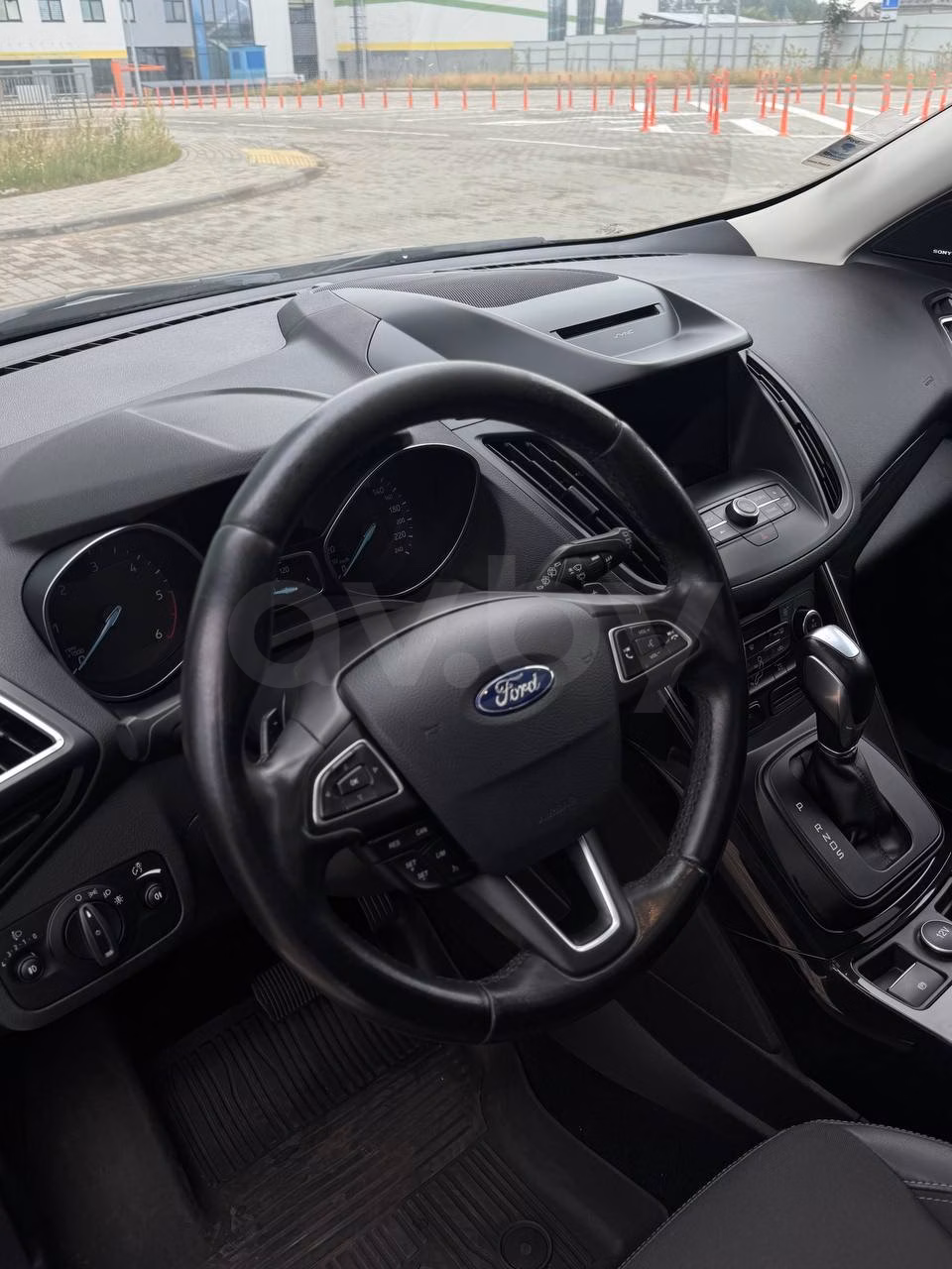 Ford Kuga фото 9