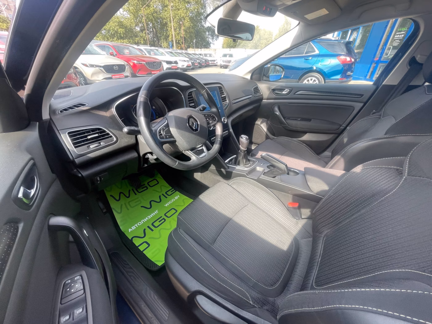 Renault Megane фото 10