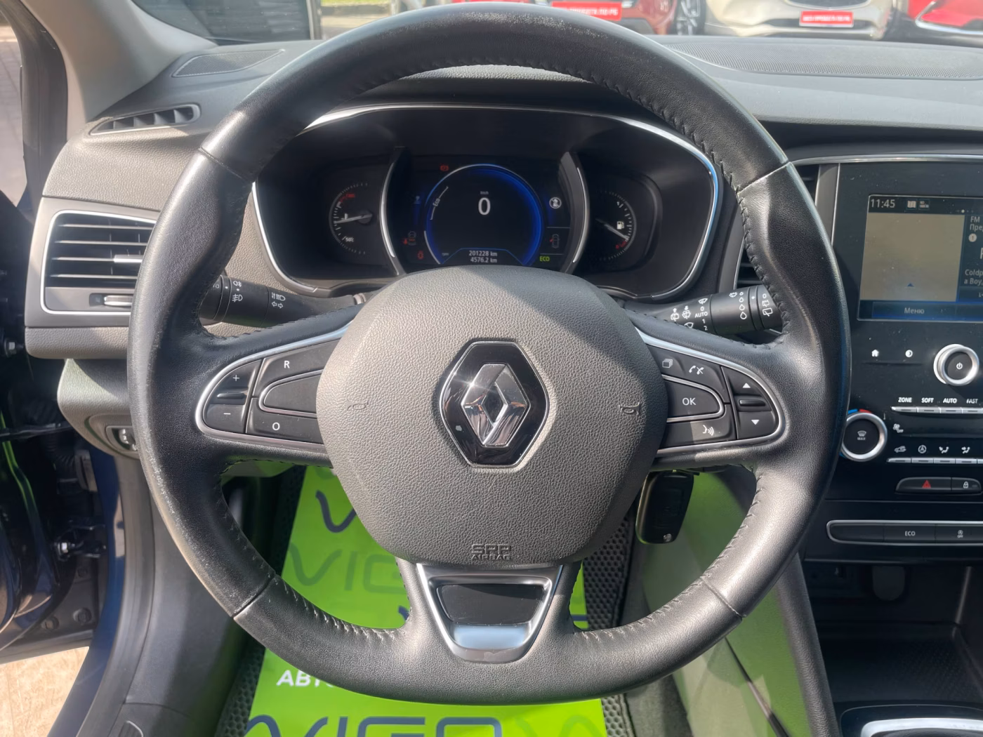 Renault Megane фото 13