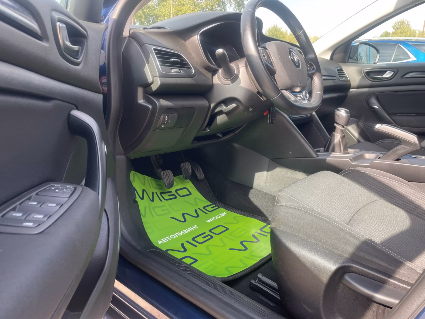 Renault Megane фото 15