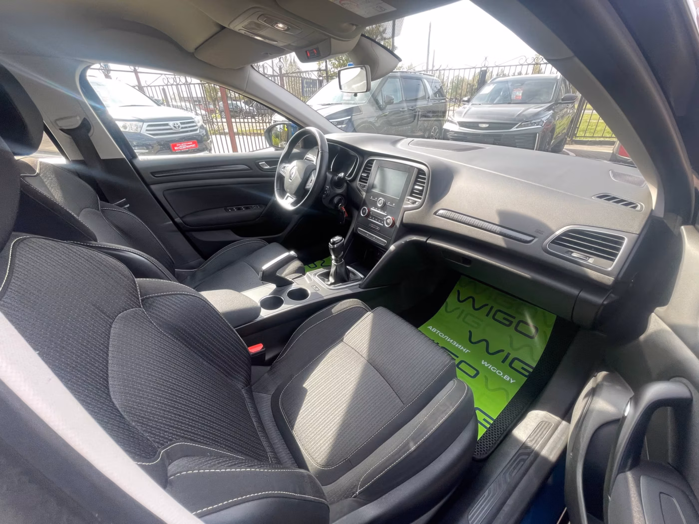Renault Megane фото 18