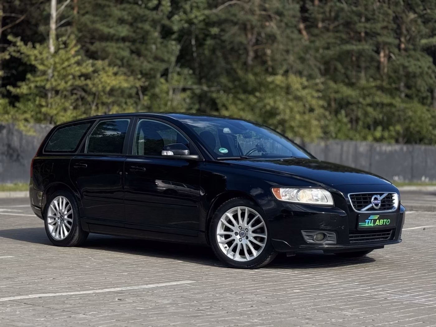 Volvo V50 фото 2