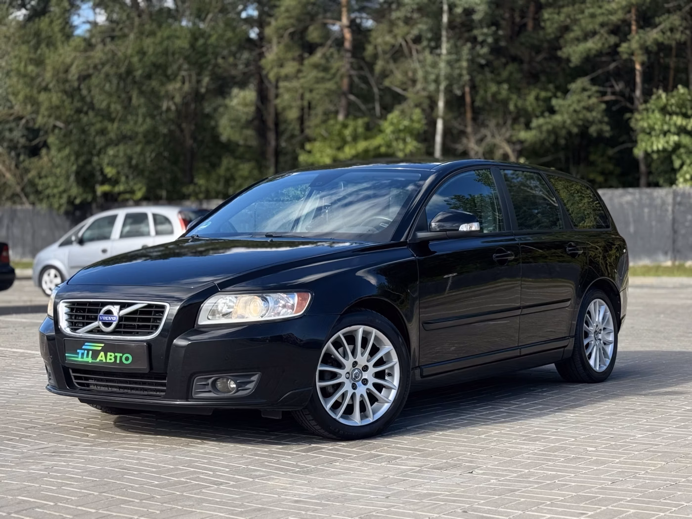 Volvo V50 фото 4