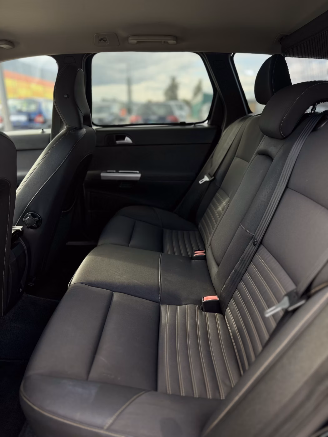 Volvo V50 фото 24
