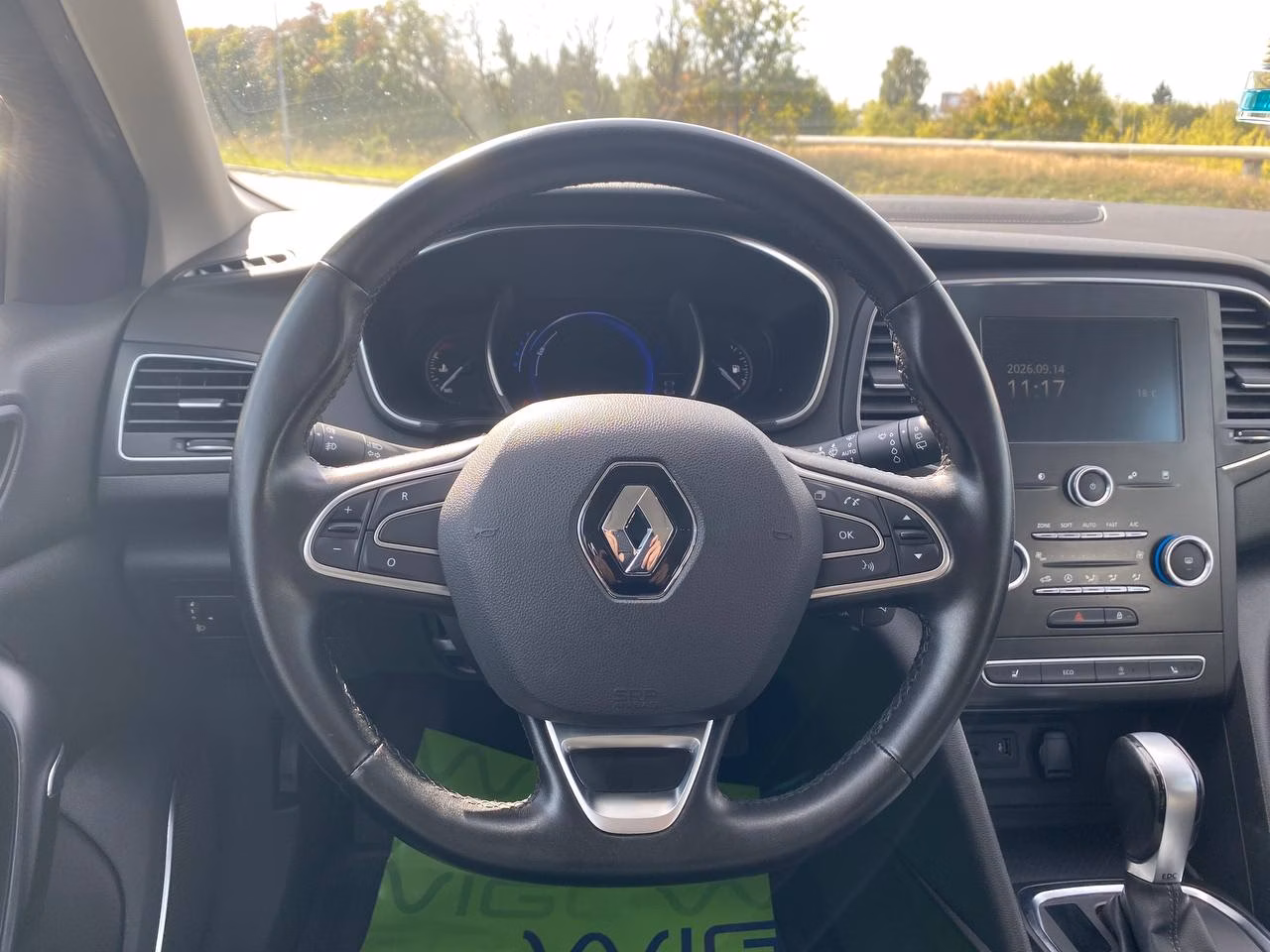 Renault Megane фото 10