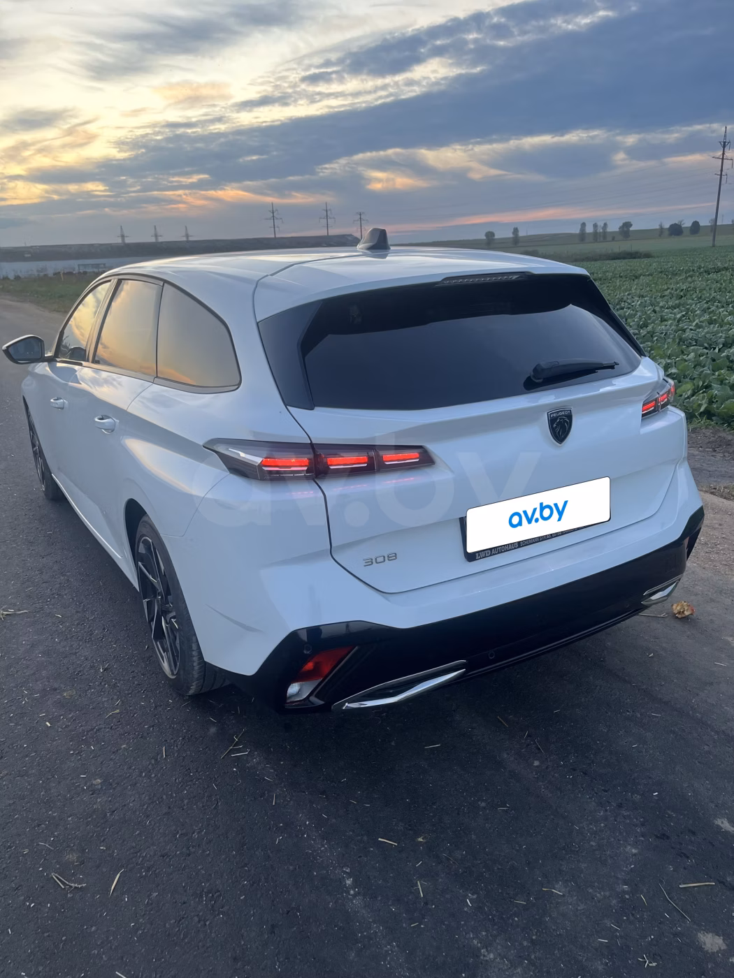 Peugeot 308 фото 3