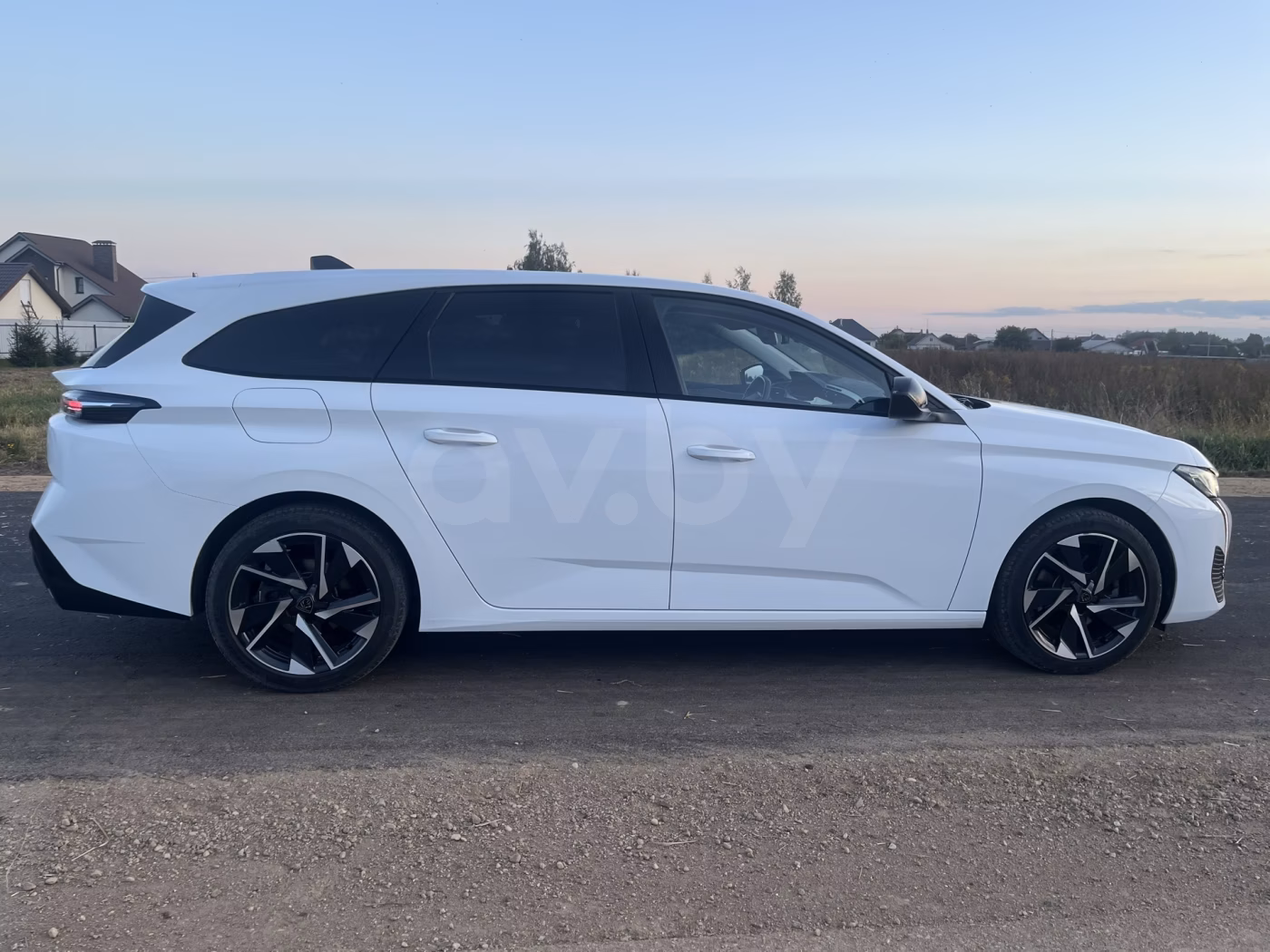 Peugeot 308 фото 6
