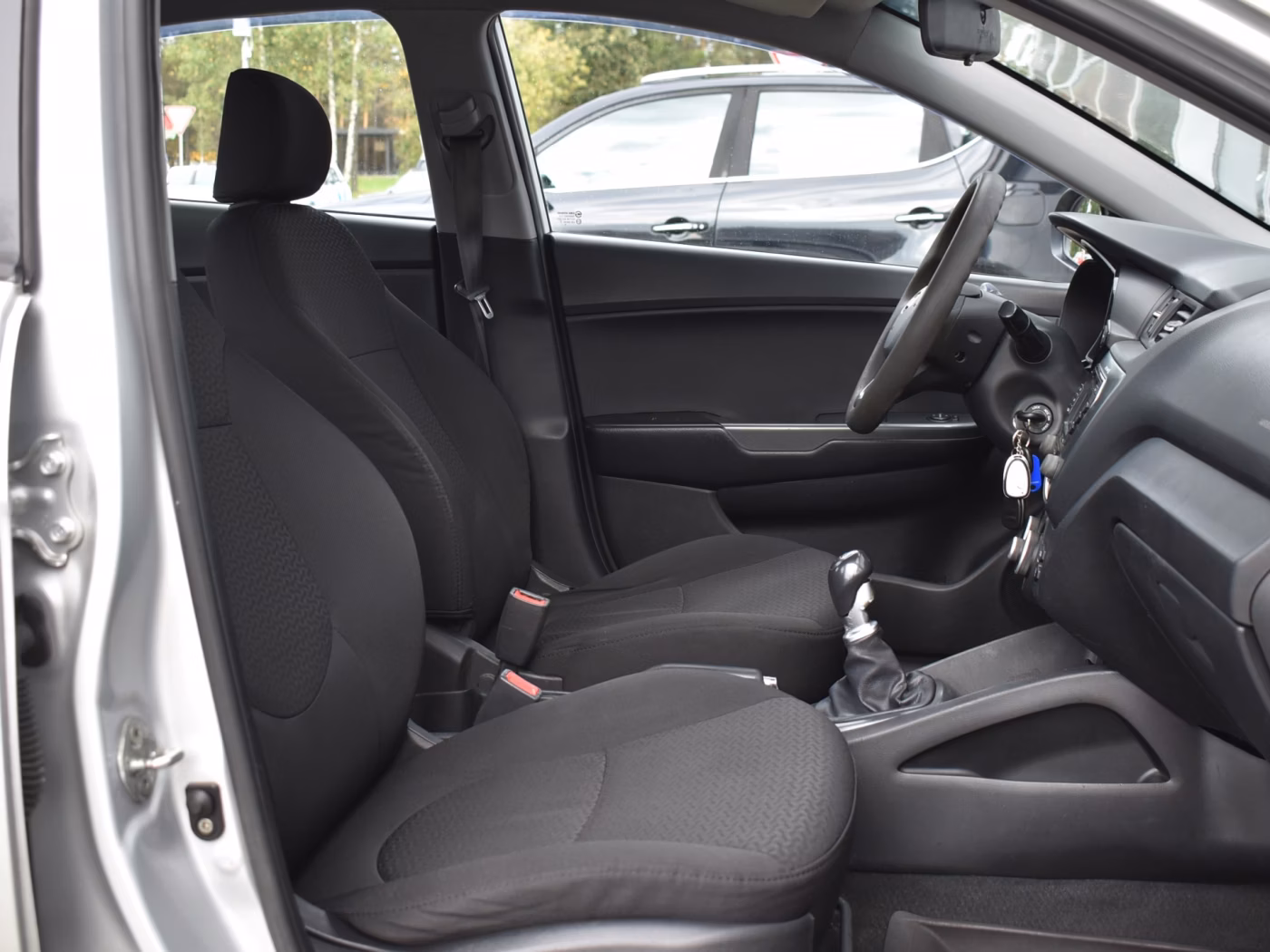 Kia Rio фото 14