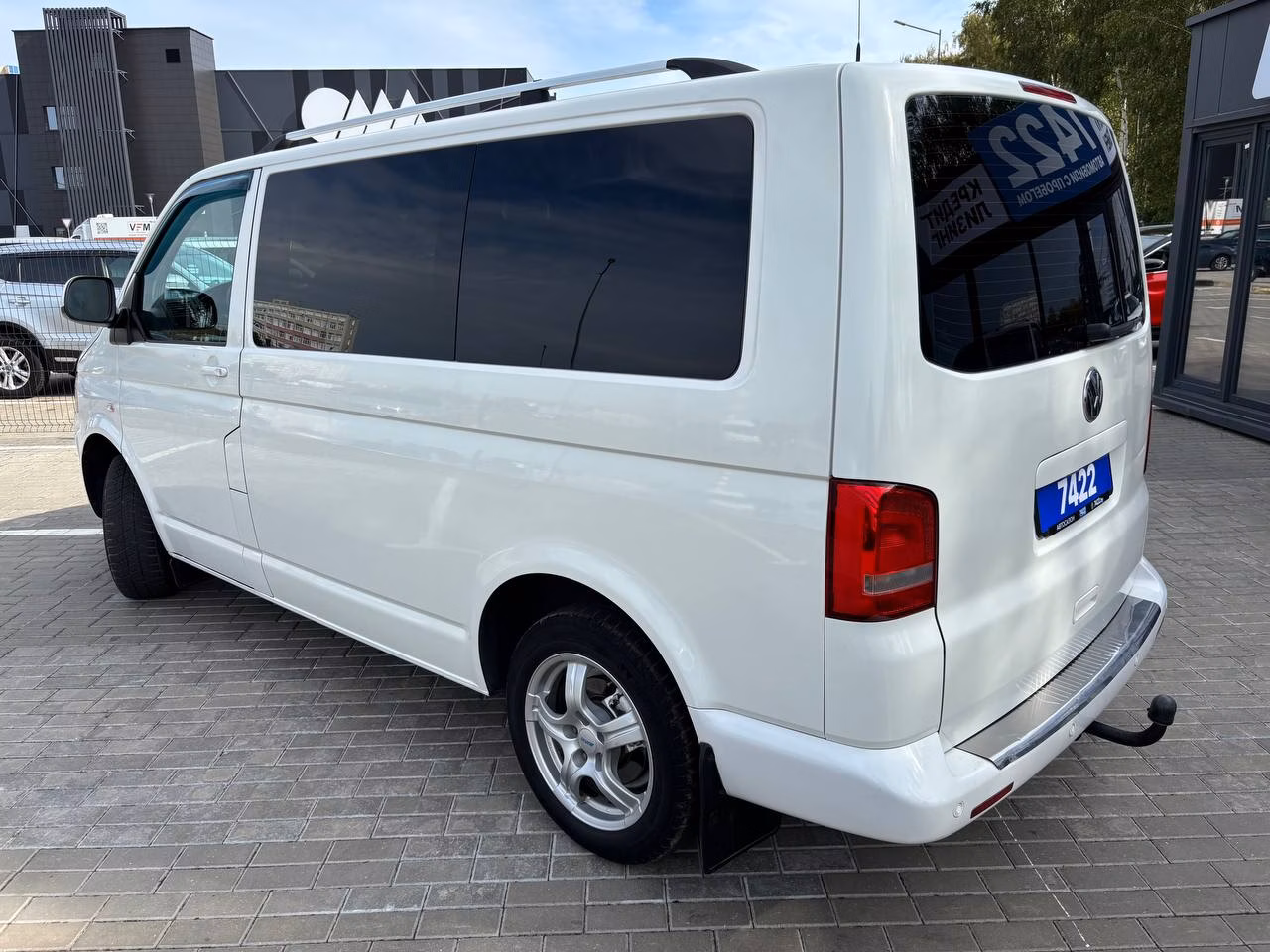 Volkswagen Caravelle фото 8