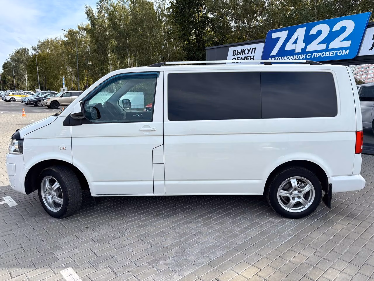 Volkswagen Caravelle фото 9
