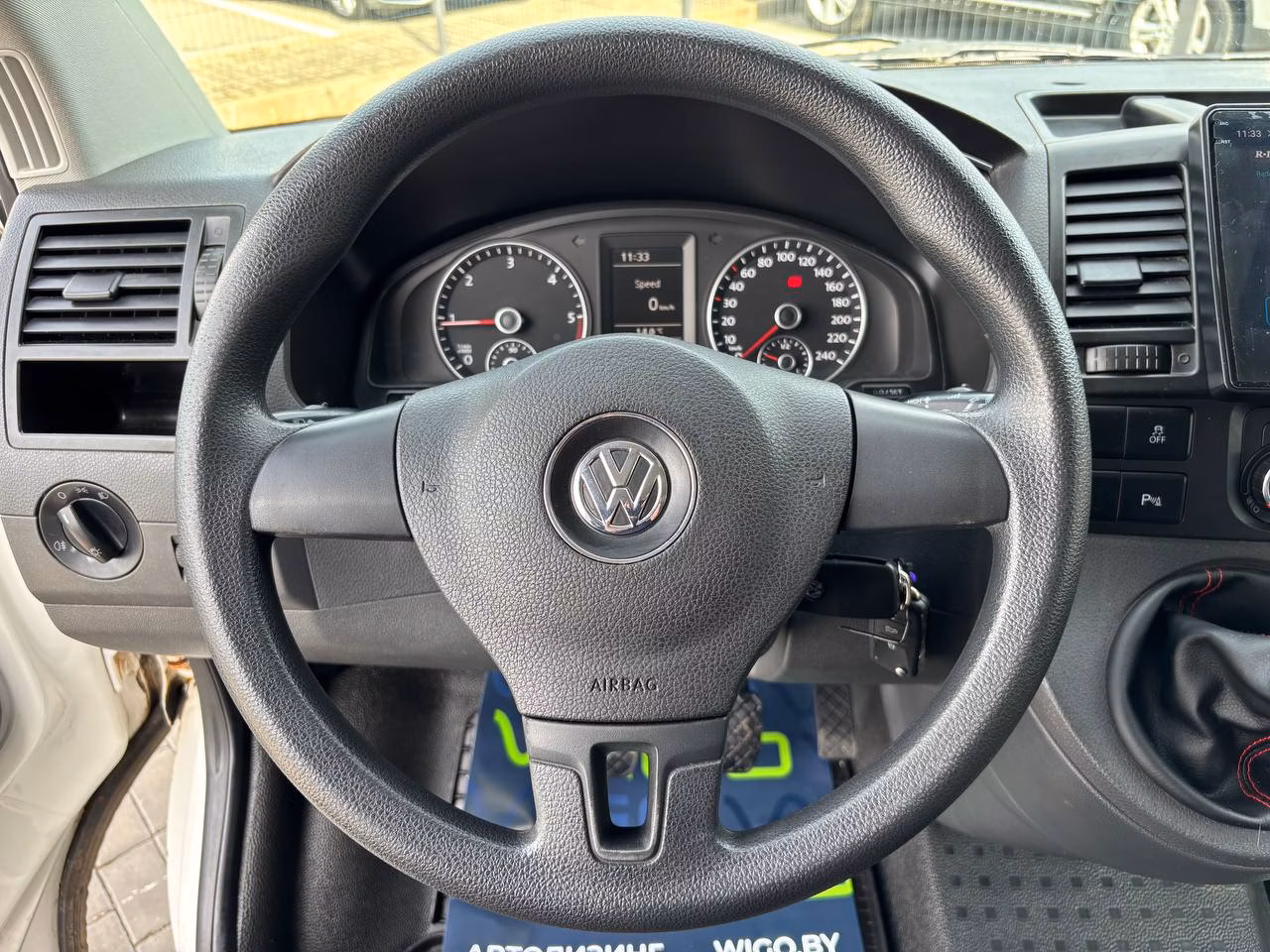 Volkswagen Caravelle фото 12