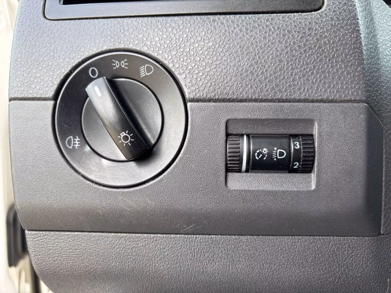 Volkswagen Caravelle фото 14