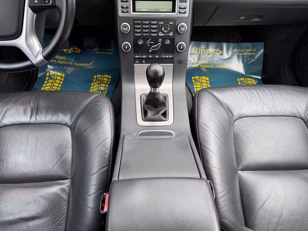 Volvo V70 фото 12
