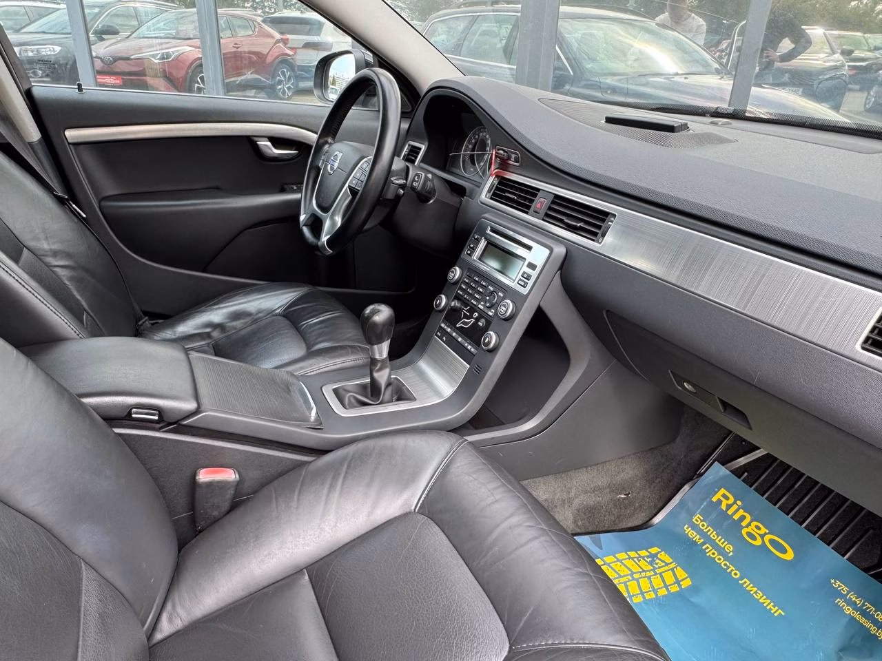 Volvo V70 фото 18