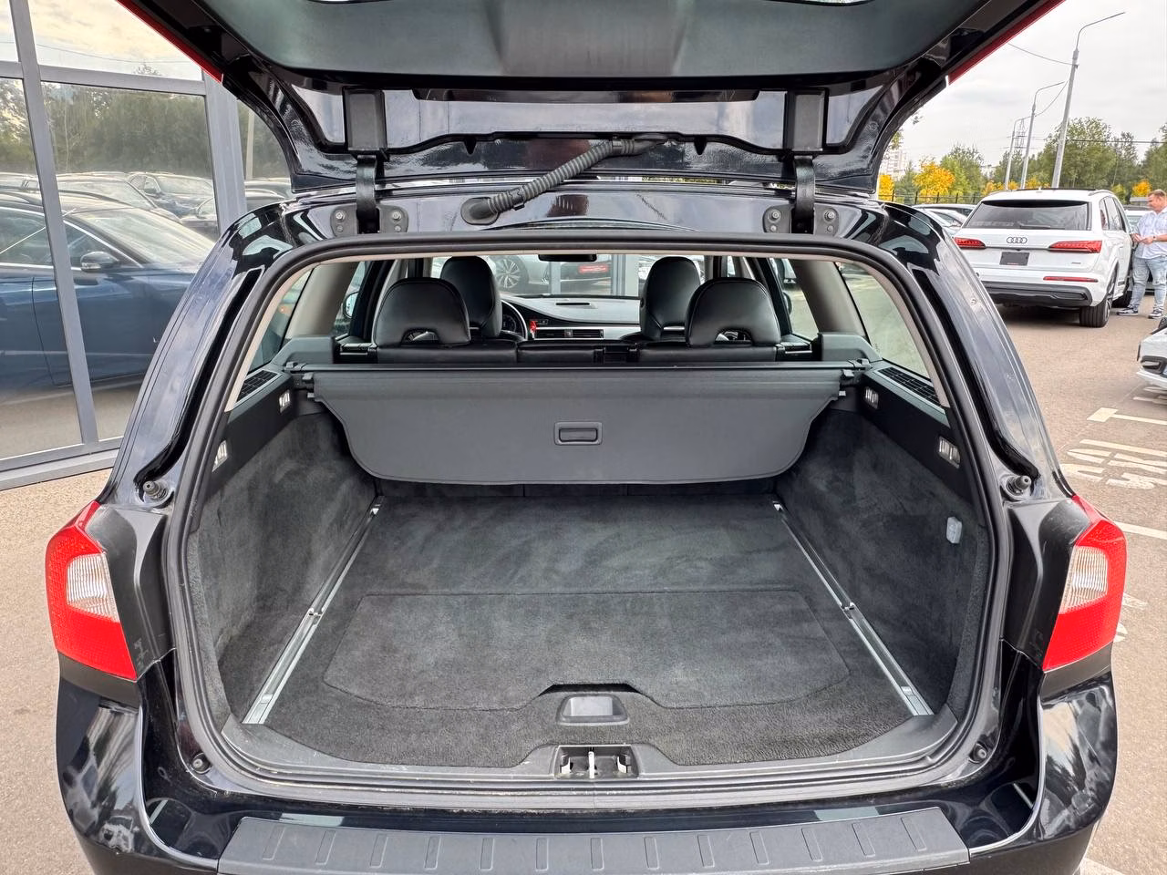 Volvo V70 фото 19
