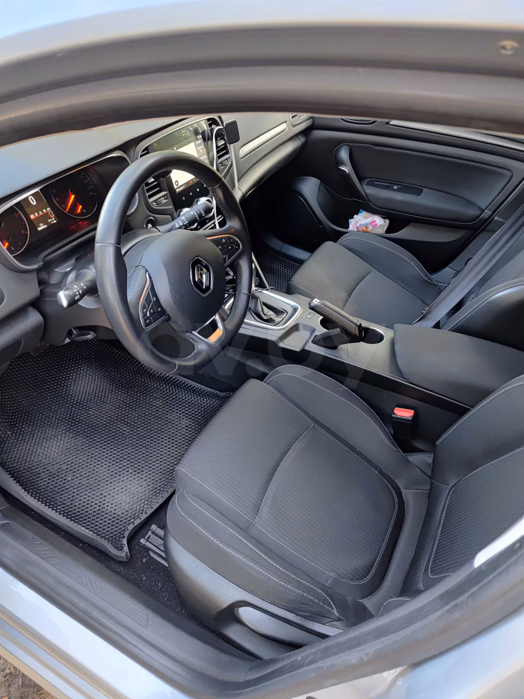 Renault Megane фото 7