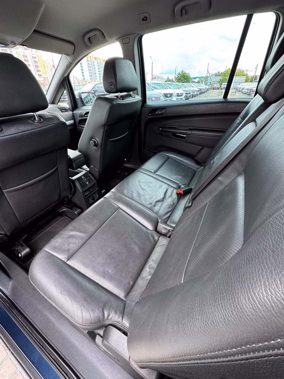 Opel Zafira фото 9
