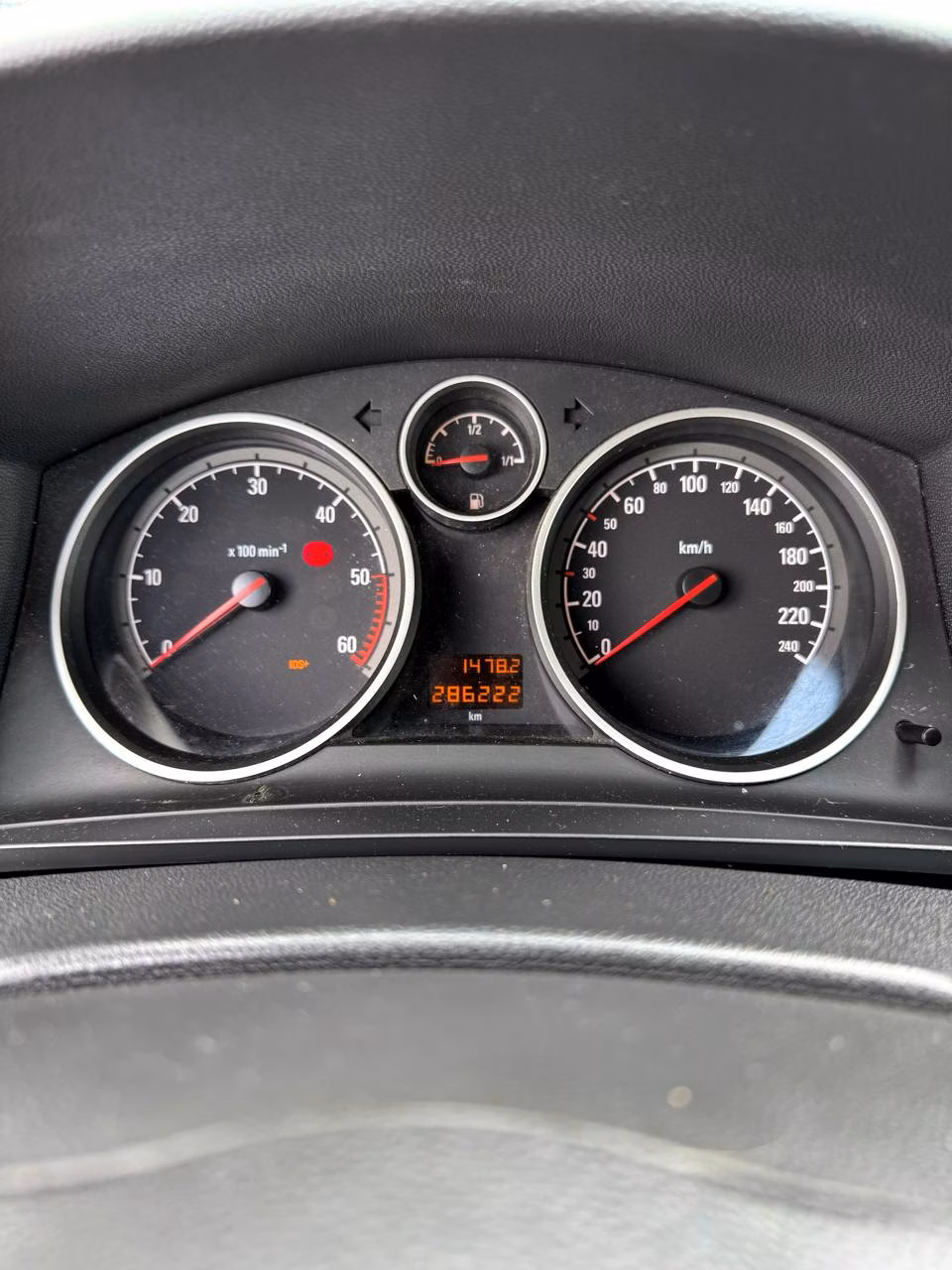 Opel Zafira фото 15