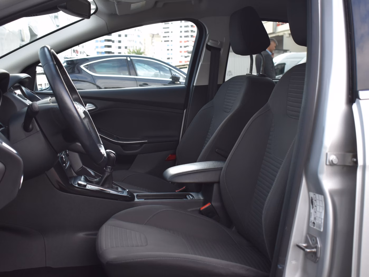 Ford Focus фото 11