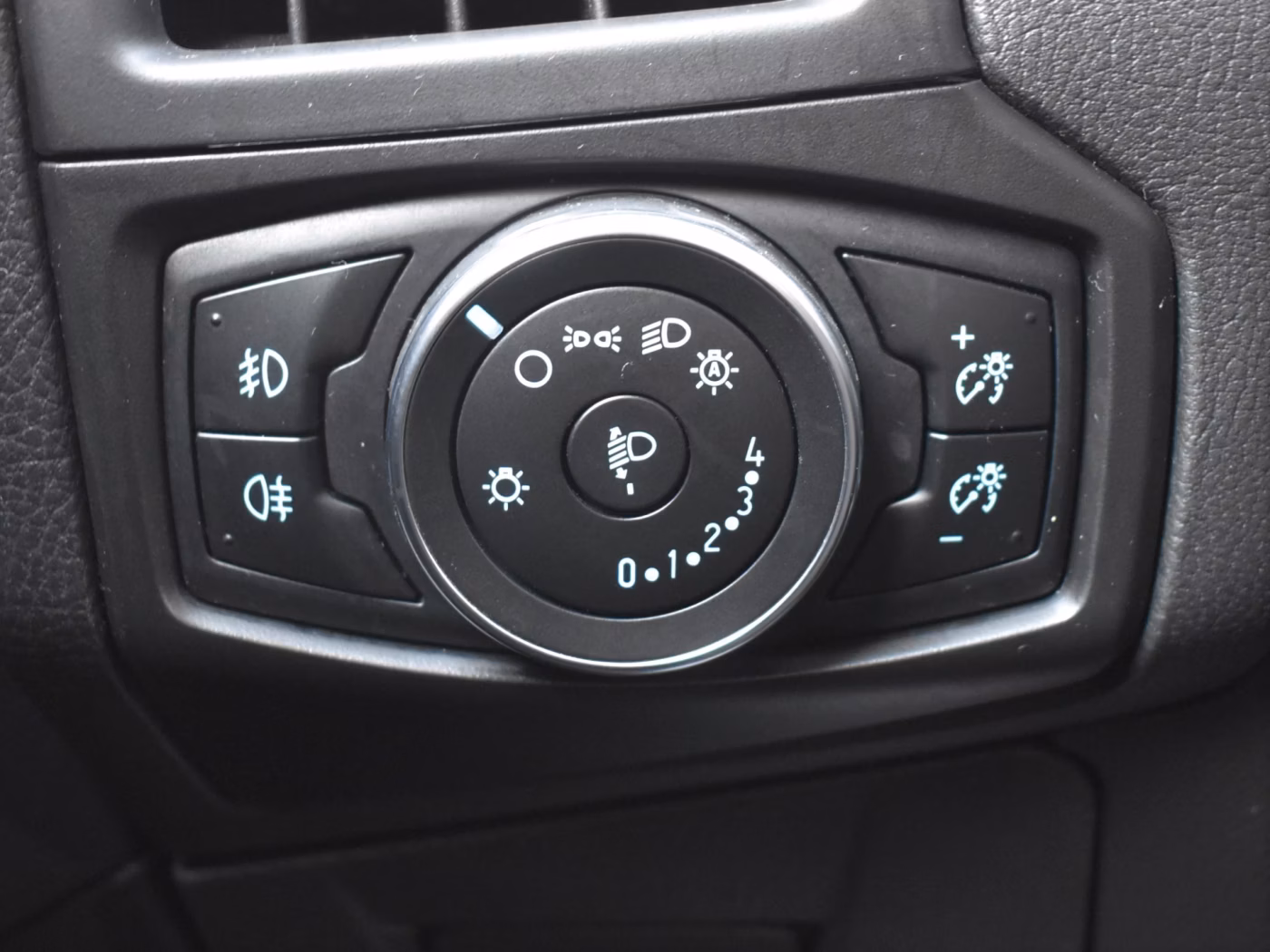 Ford Focus фото 25