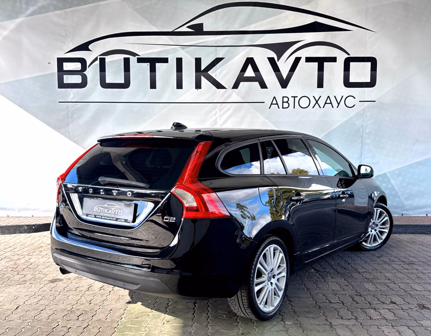 Volvo V60 фото 6