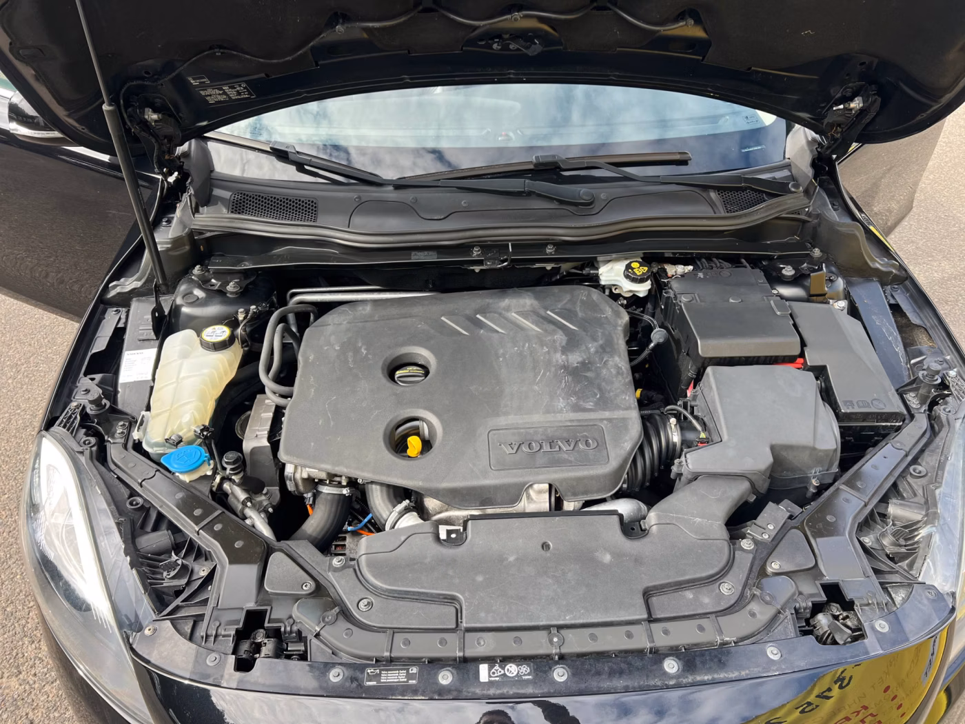 Volvo V40 фото 25