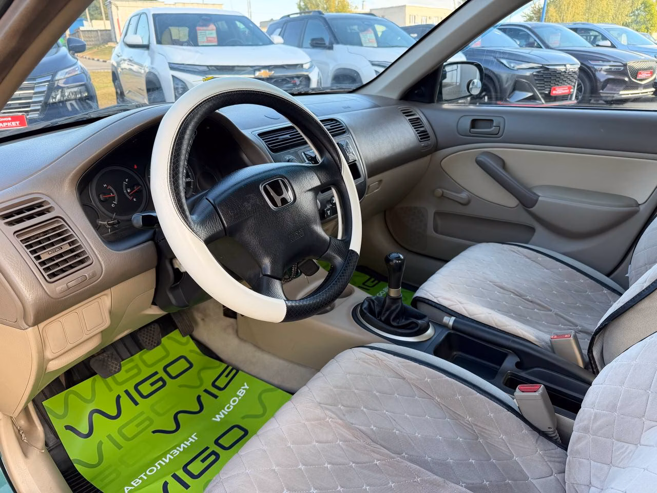 Honda Civic фото 10
