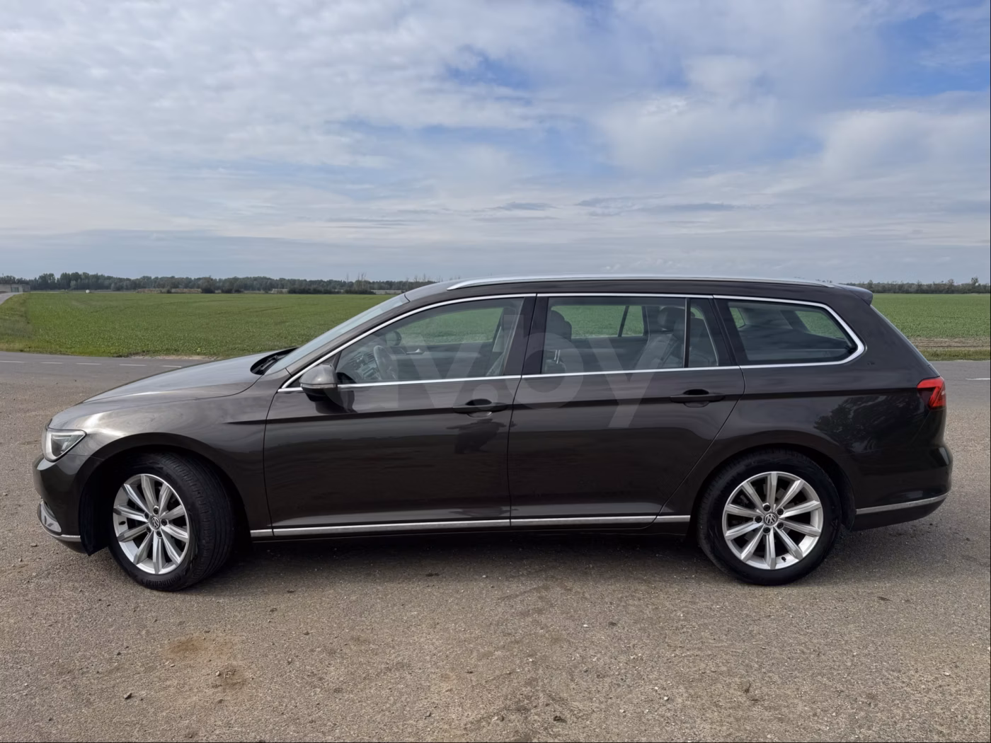 Volkswagen Passat фото 3