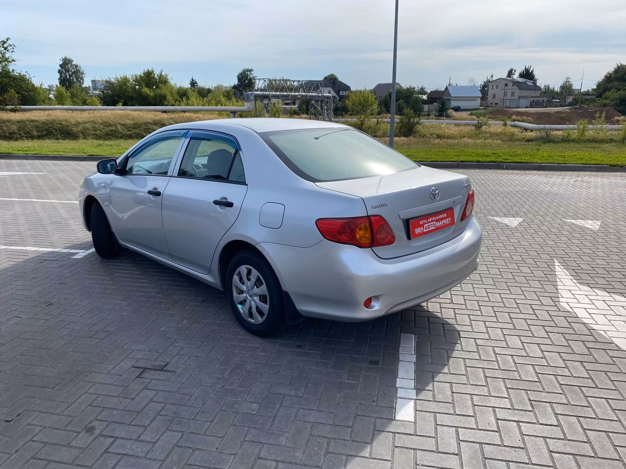 Toyota Corolla фото 8