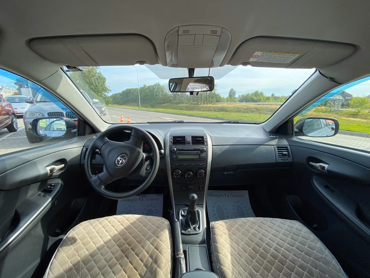 Toyota Corolla фото 13