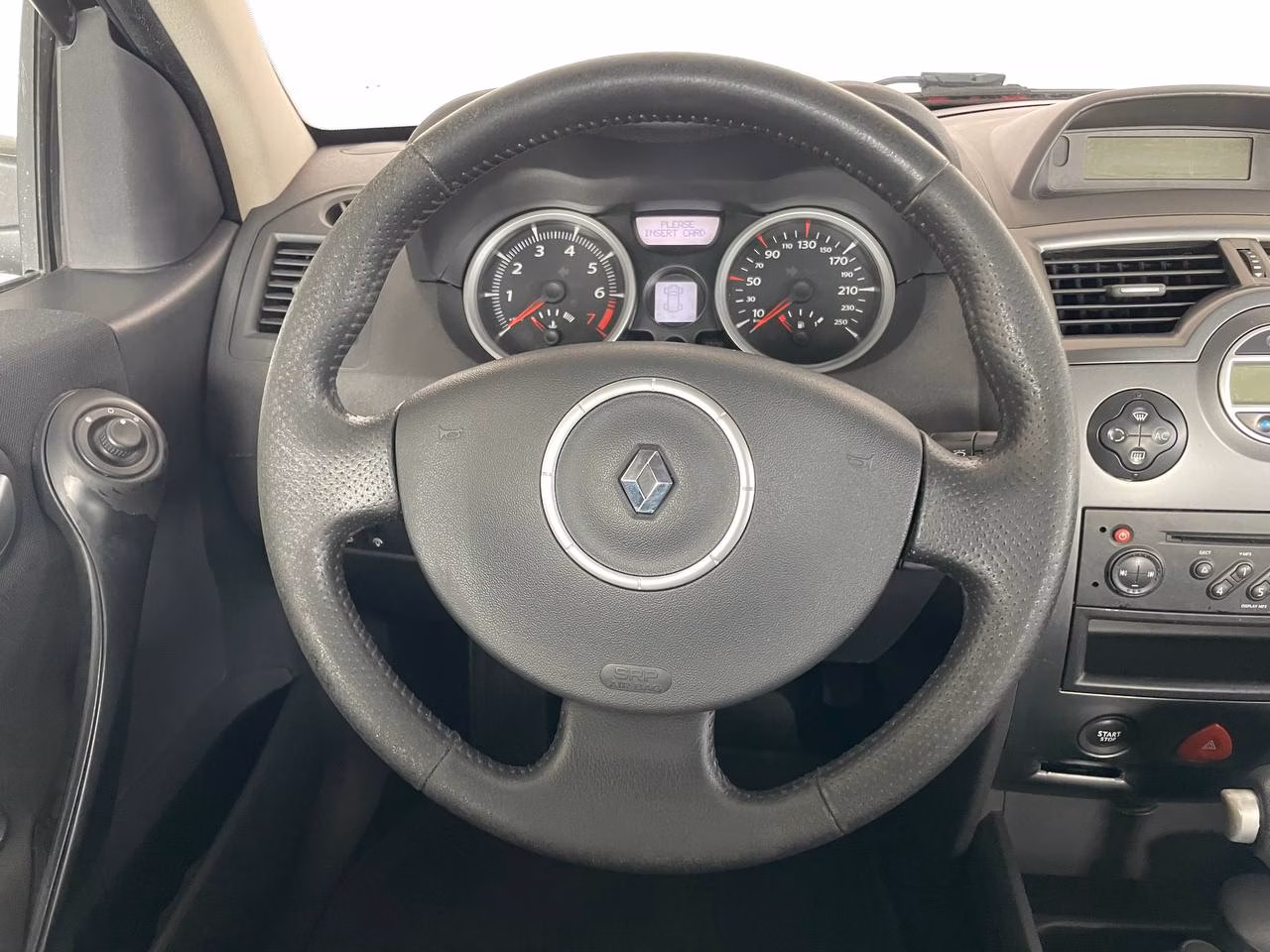 Renault Megane фото 19