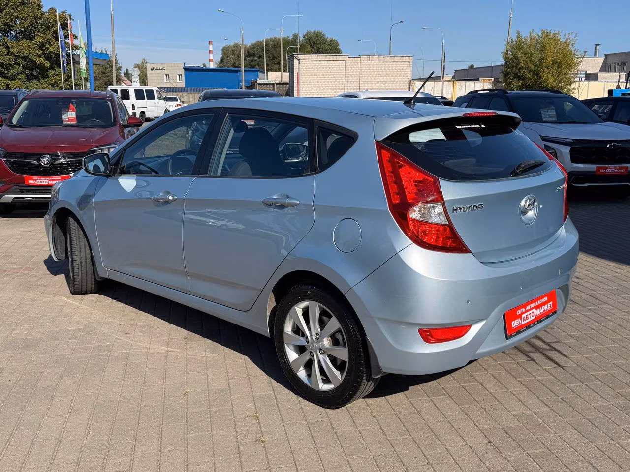Hyundai Solaris фото 7