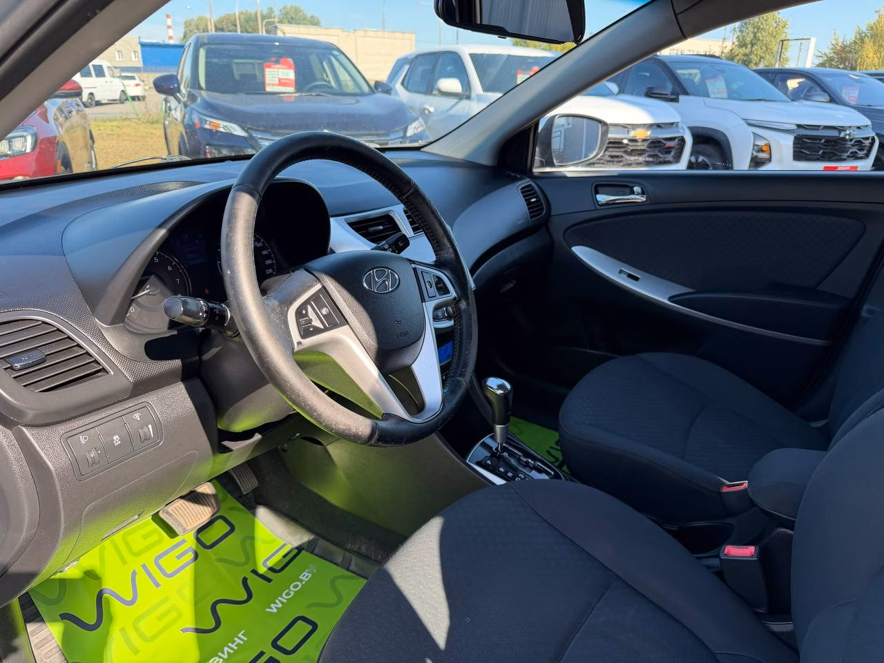 Hyundai Solaris фото 11