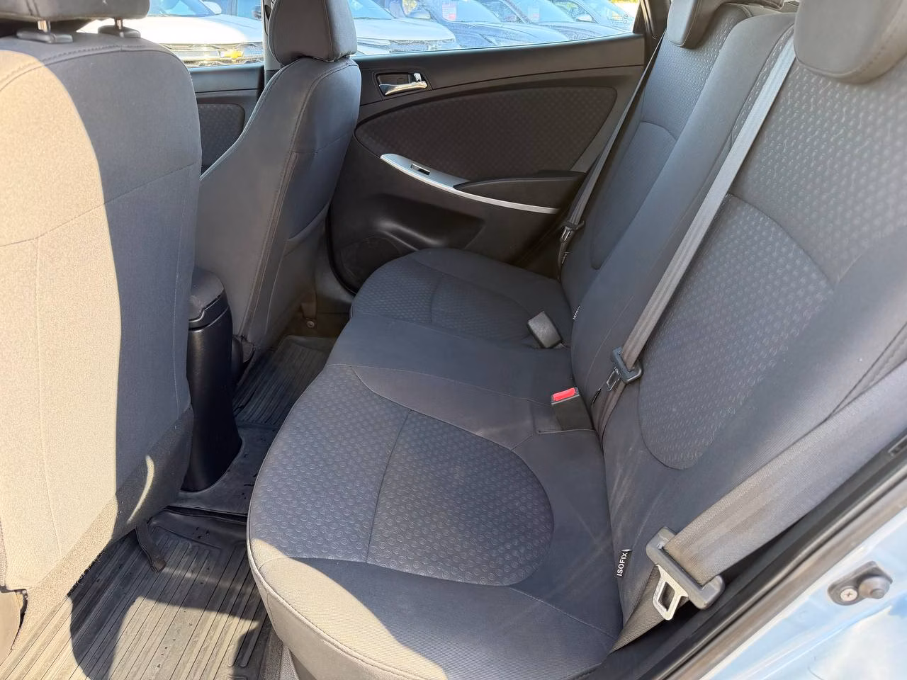 Hyundai Solaris фото 17