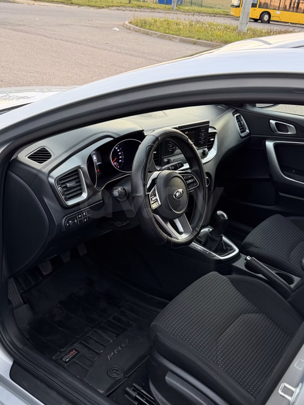 Kia Cee'd фото 13