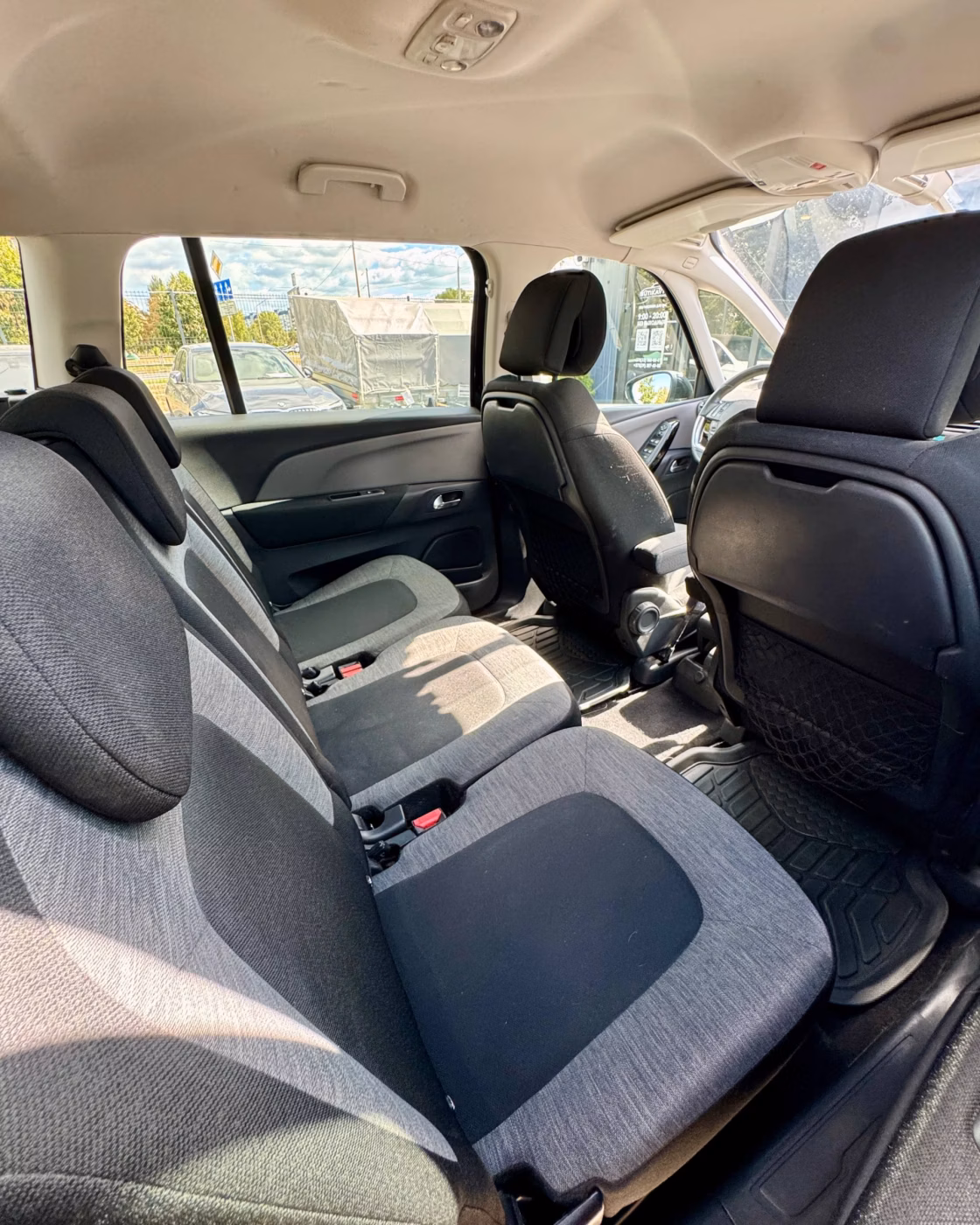 Citroen C4 Grand Spacetourer фото 11