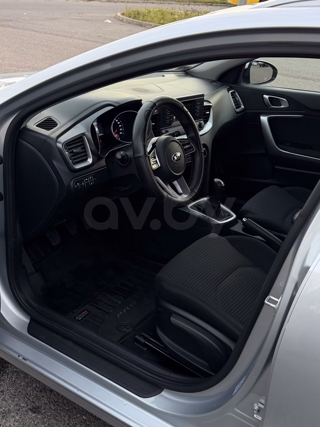 Kia Cee'd фото 14