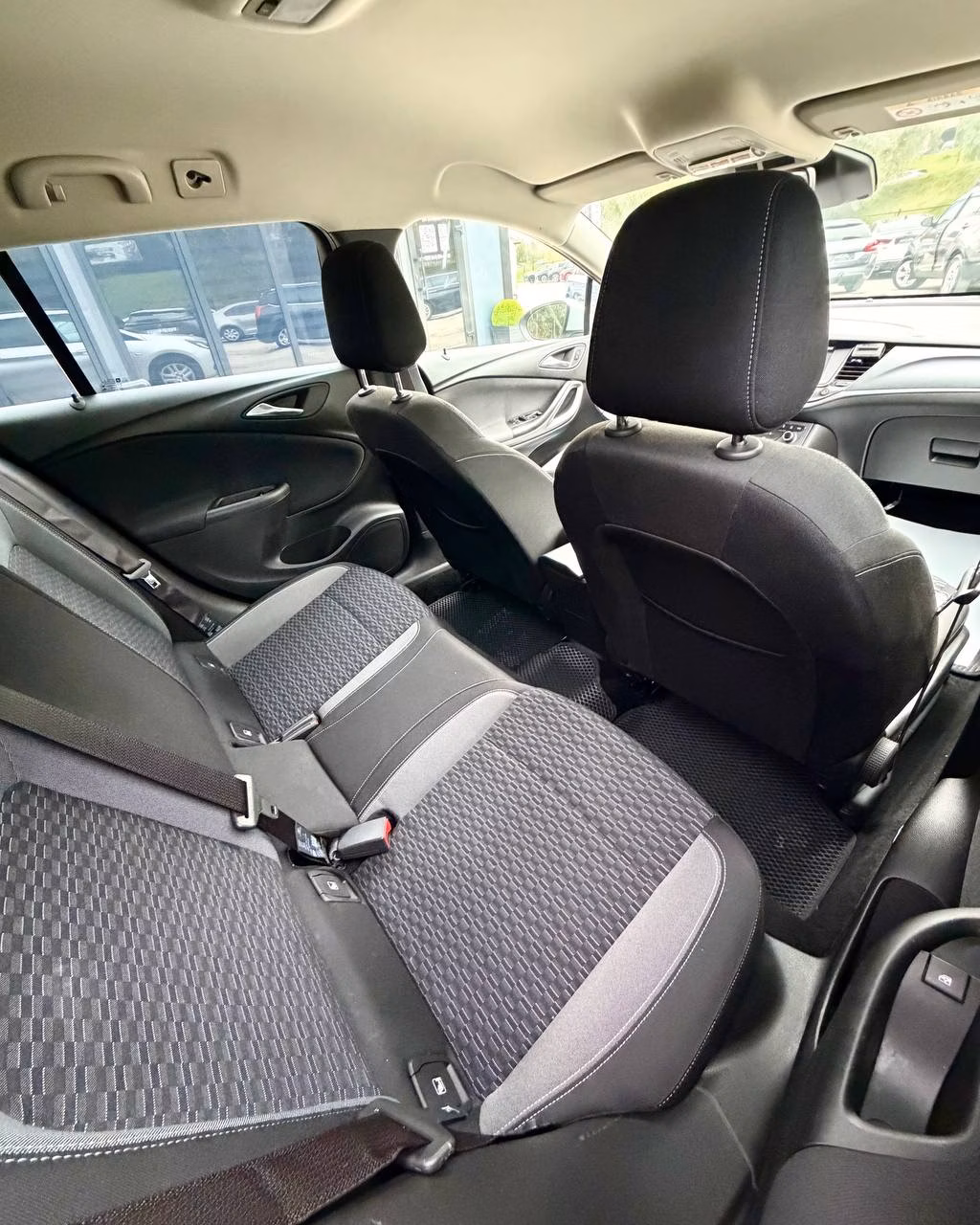 Opel Astra фото 12