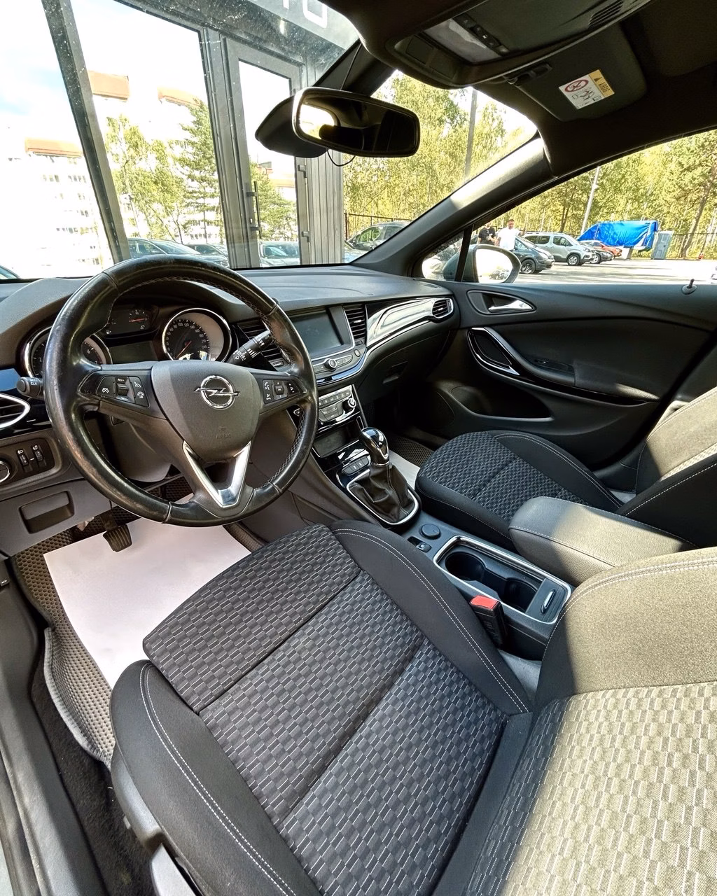 Opel Astra фото 8