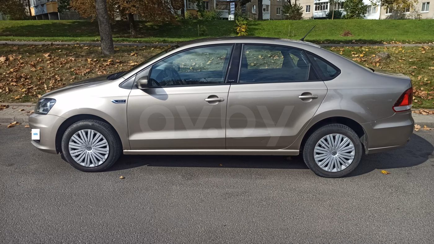 Volkswagen Polo Sedan фото 6