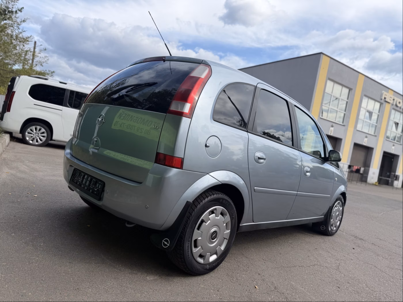 Opel Meriva фото 7