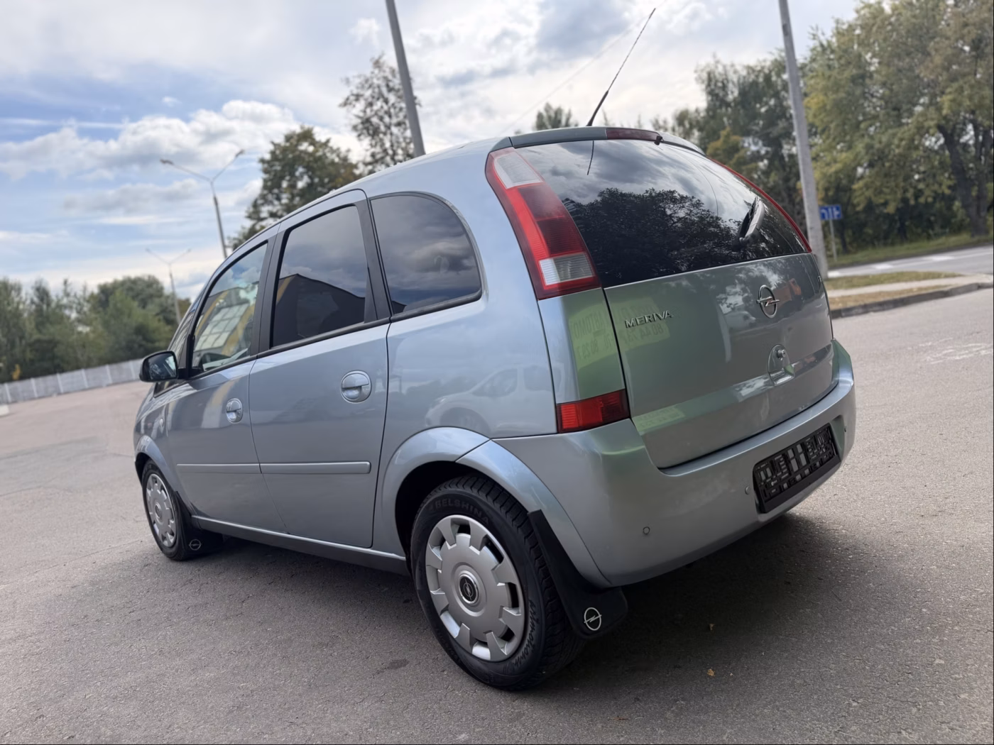 Opel Meriva фото 10