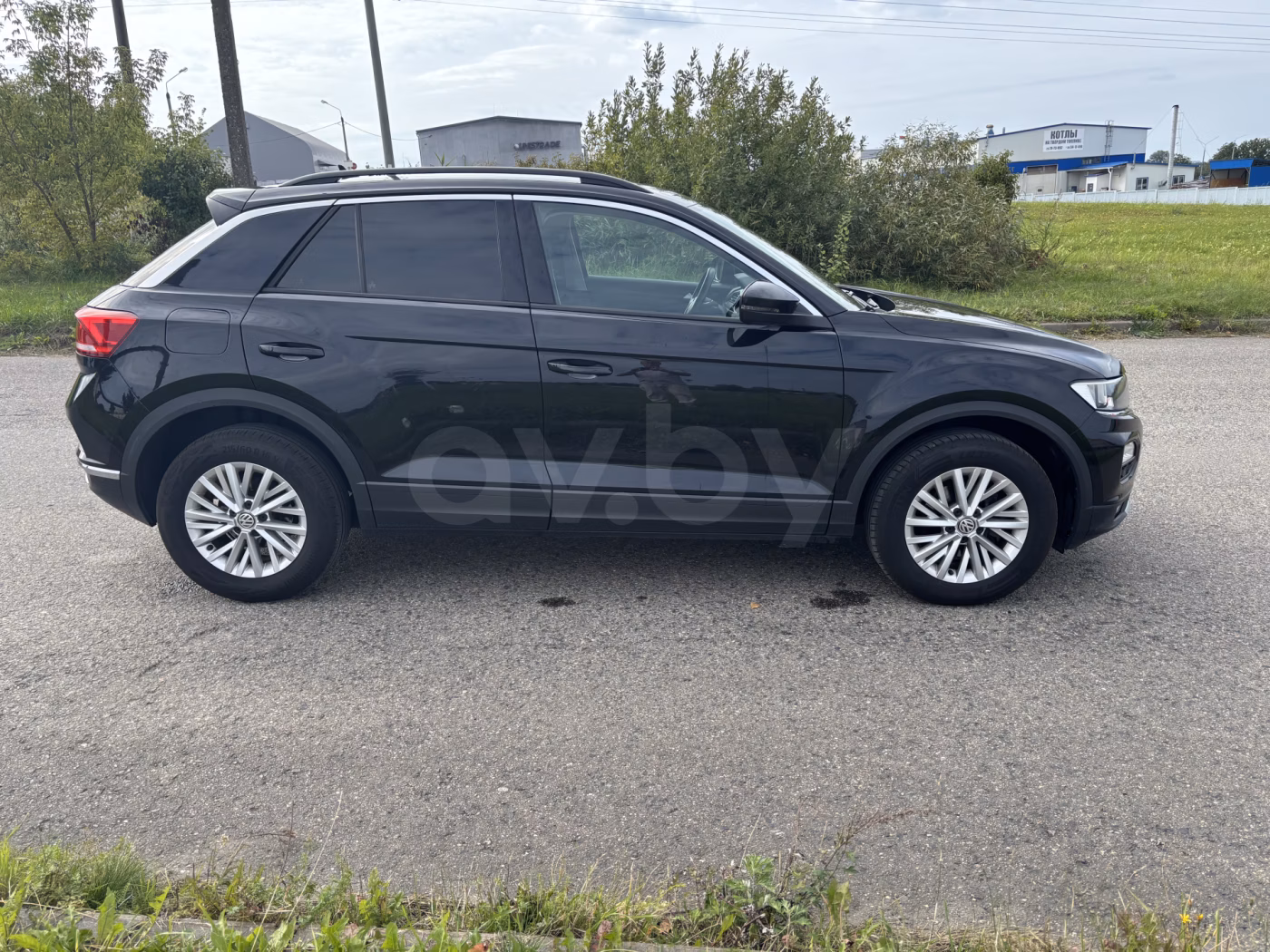 Volkswagen T-Roc фото 4