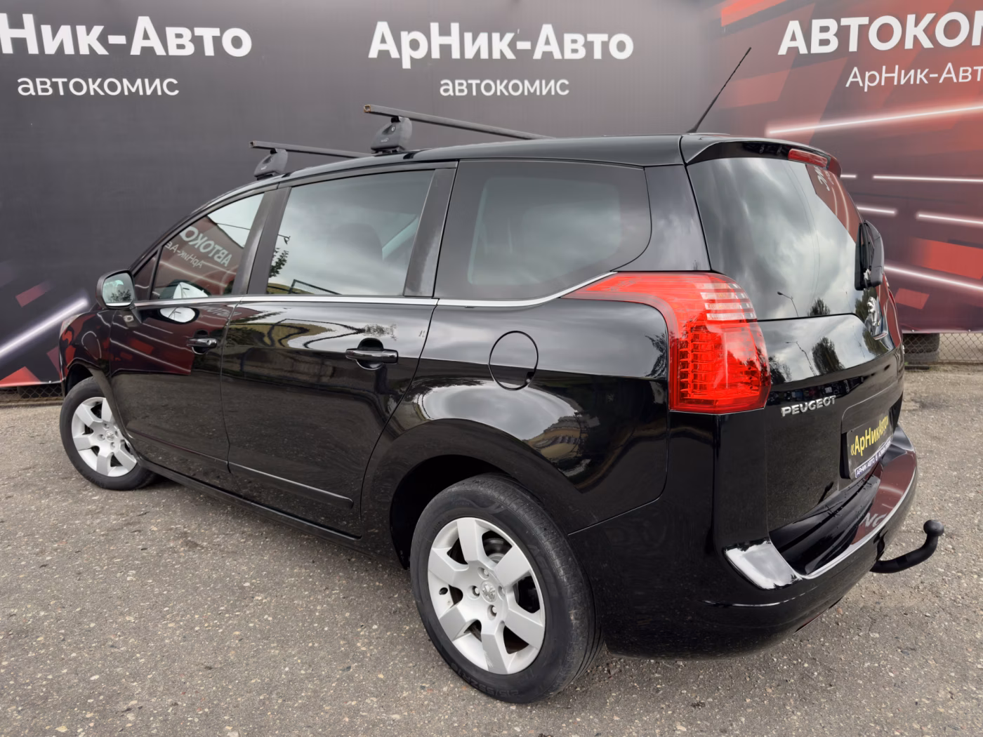 Peugeot 5008 фото 6