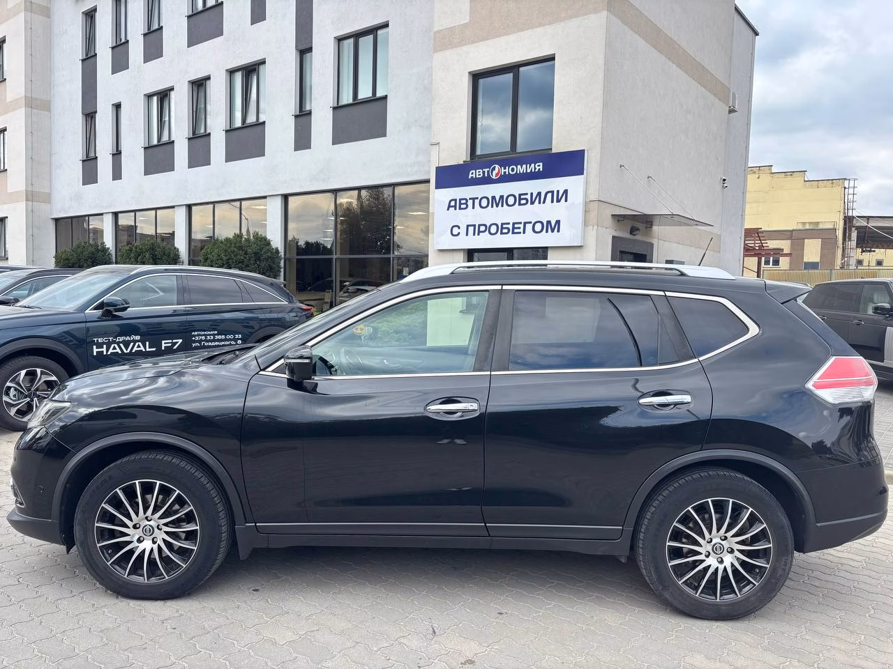 Nissan X-Trail фото 2