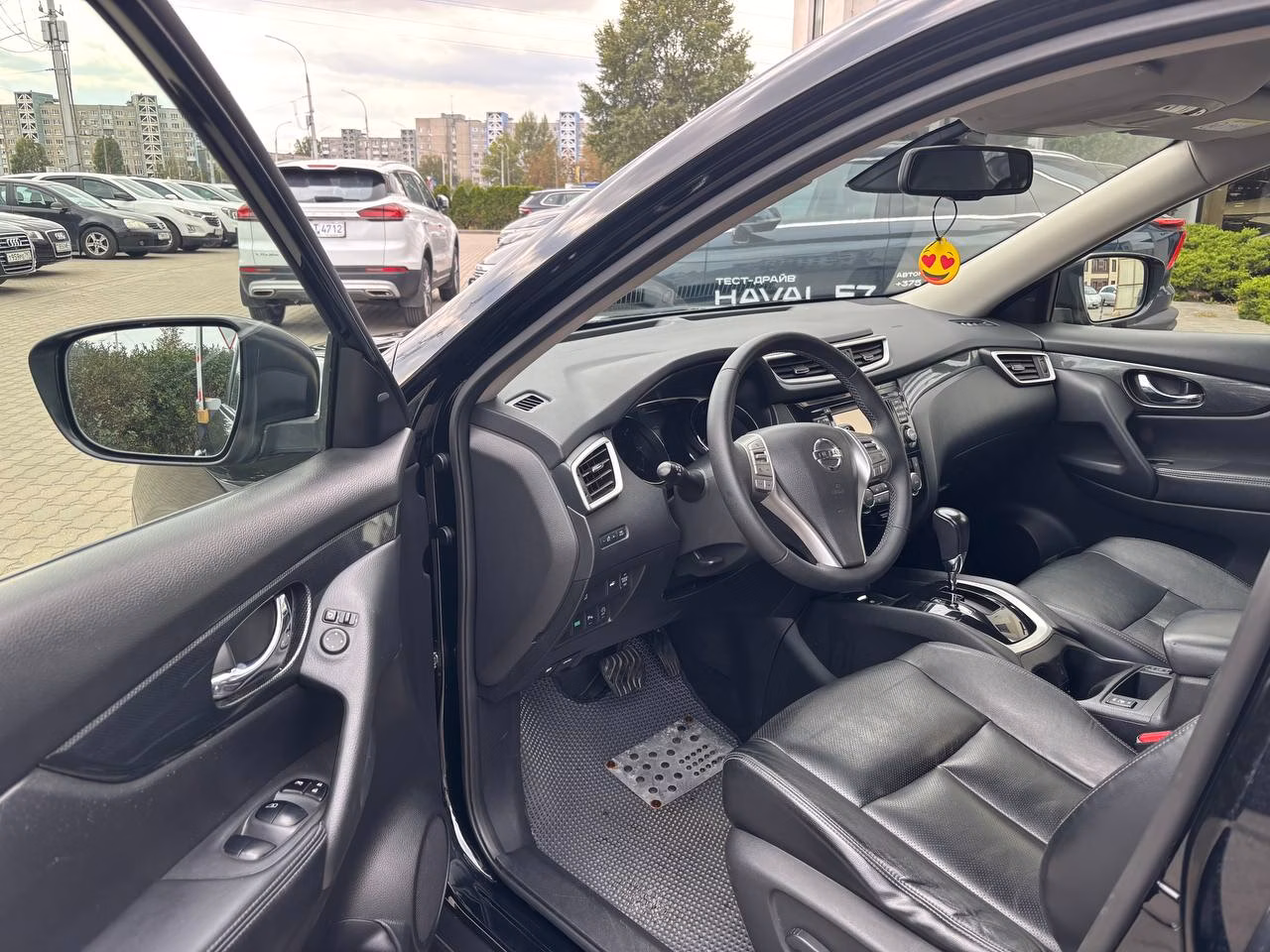 Nissan X-Trail фото 9